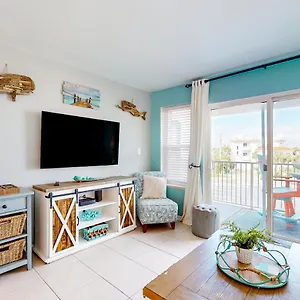 Poolside 303 Apartment Destin