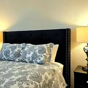 Homestay Private In A House Close To Red Rock & Vegas Strip #1, Las Vegas